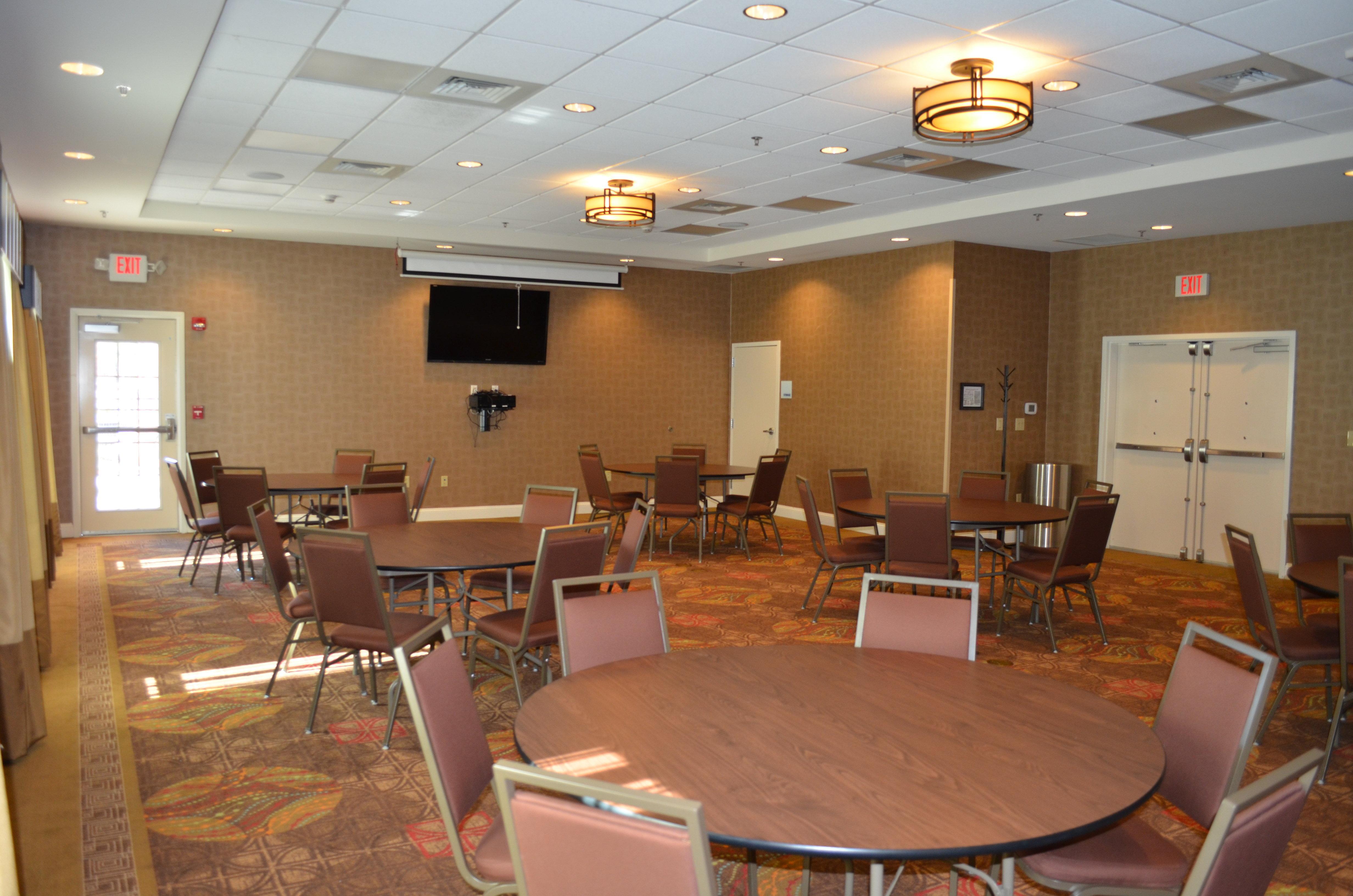 Holiday Inn Express & Suites - Smithfield/Selma By Ihg Exterior foto